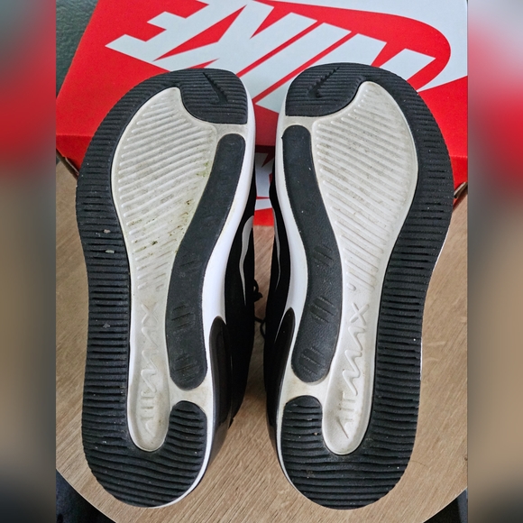 Nike | Air Max Dia Sneakers - Picture 9 of 10